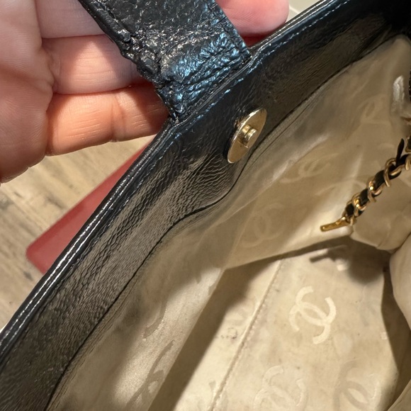 Authentic Chanel Timeless CC Travel Black Leather Women's Tote Bag. - Picture 9 of 16